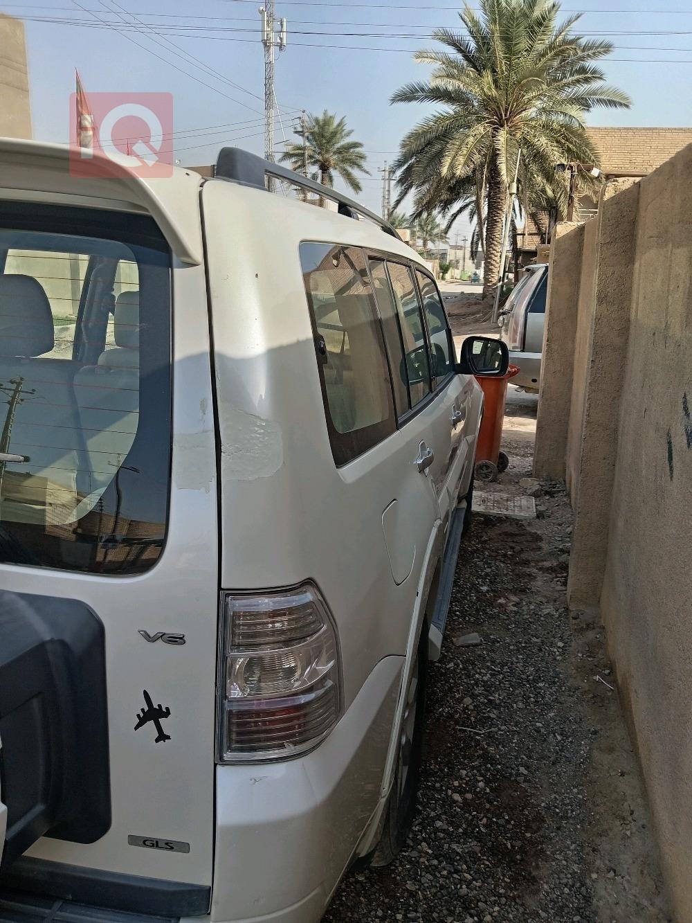 ميتسوبيشي باجيرو